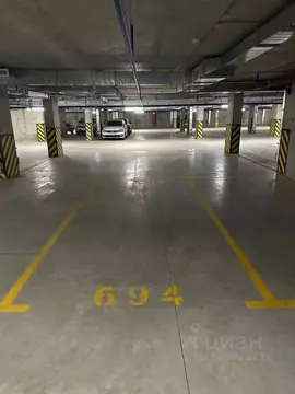 Гараж в Санкт-Петербург ул. Верхне-Каменская, 11к1 (13 м)