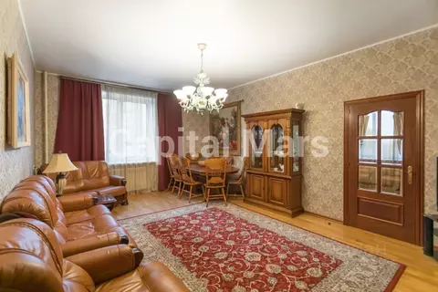 3-к кв. Москва ул. Пырьева, 5А (110.0 м)