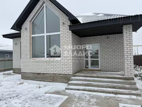 Дом в Омская область, Омский район, с. Усть-Заостровка ул. Центральная ...