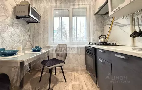 1-к кв. Челябинская область, Челябинск ул. Молодогвардейцев, 22 (30.5 ...