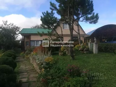 Дом в Ленинградская область, Кингисеппский район, Пустомержское с/пос, ...