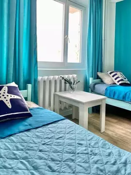 Комната Тюменская область, Тюмень ул. Николая Семенова, 21к1 (20.0 м)