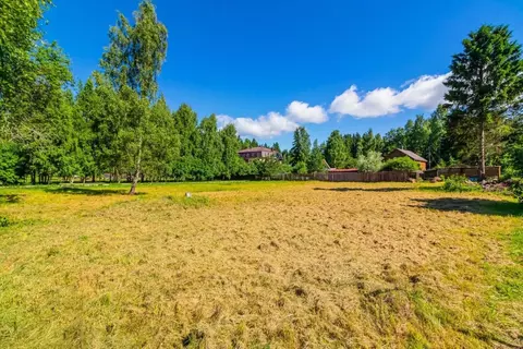 Участок в Ленинградская область, Выборгский район, Советское городское ...