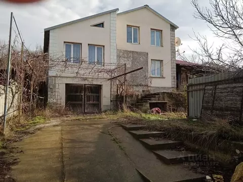 Дом в Крым, Бахчисарайский район, Куйбышевское с/пос, с. Танковое ул. ...