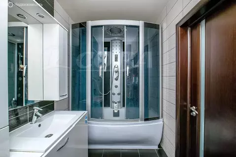 2-комнатная квартира: Тюмень, Солнечный проезд, 3 (62.4 м)