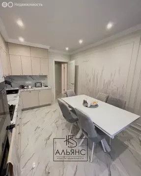 4-комнатная квартира: Владикавказ, улица Морских Пехотинцев, 15 (120 ...