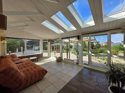 Дом в Свердловская область, Белоярский муниципальный округ, с. ...