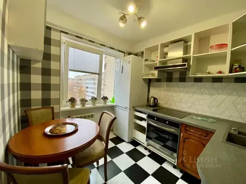 1-к кв. Санкт-Петербург ул. Коммуны, 32к2 (32.0 м)