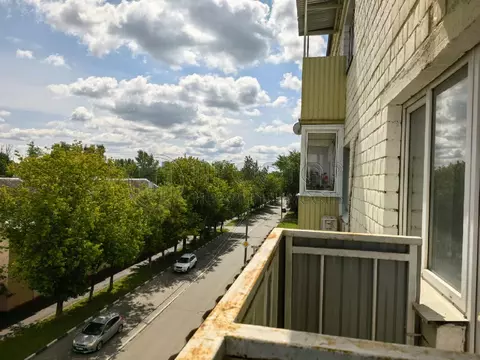 Продается комната в 5-комнатной квартире