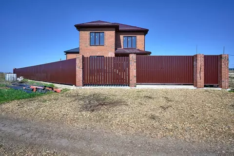 Дом в Краснодарский край, Краснодар ул. Гаагская (170 м)