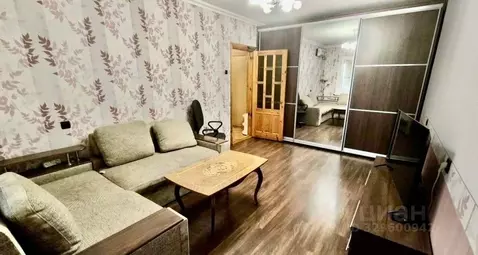 2-к кв. Крым, Симферополь ул. Героев Сталинграда, 27 (50.0 м)
