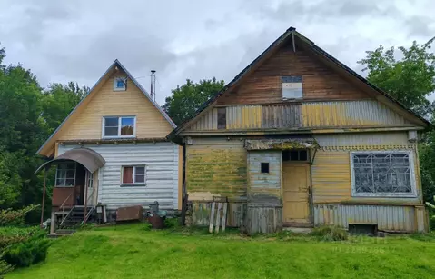 Дом в Псковская область, Псковский район, Карамышевская волость, д. ...