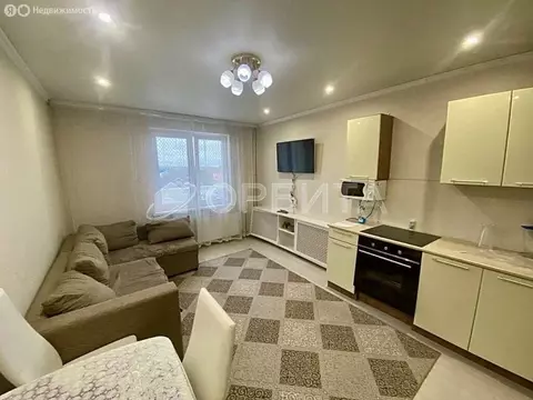 2-комнатная квартира: Тюмень, микрорайон Антипино, Беловежская улица, ...