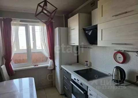 3-к кв. Тюменская область, Тюмень Молодежная ул., 70 (67.0 м)