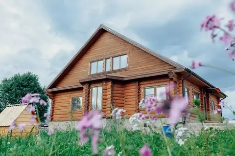 Дом в Тверская область, Осташковский муниципальный округ, д. Петриково ...