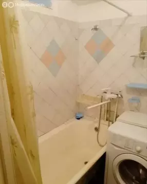 3-комнатная квартира: Таганрог, улица Бабушкина, 54 (58 м)