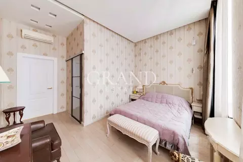 3-к кв. Москва ул. Малая Дмитровка, 29С1 (105.4 м)