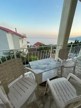 2-к кв. Крым, Ялта ул. Кедровая, 14 (57.0 м)