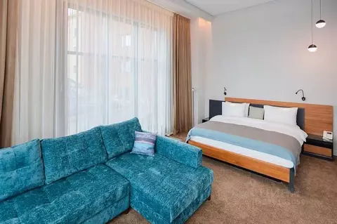 Комната Магаданская область, Магадан ул. Защитников Донбасса, 1с1/1 ...