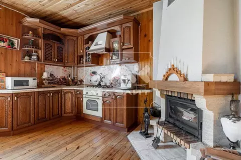 Дом в Ленинградская область, Выборгский район, Первомайское с/пос, ...