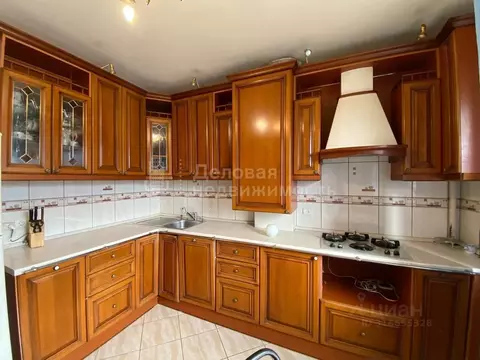 3-к кв. Новгородская область, Великий Новгород Район Красное Поле, ул. ...