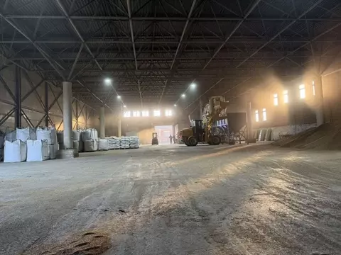 Склад в Краснодарский край, Крымск ул. Маршала Жукова, 53И (1800 м)