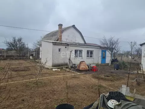 Дом в Крым, Сакский район, Штормовское с/пос, Ассоль дачный ...