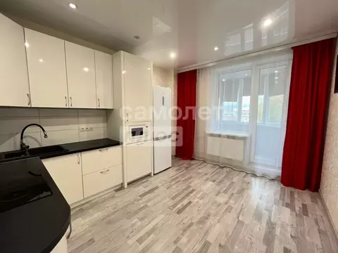 3-к кв. Брянская область, Брянск ул. Горбатова, 47 (88.2 м)