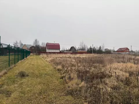 Участок в Московская область, Воскресенск городской округ, с. ...