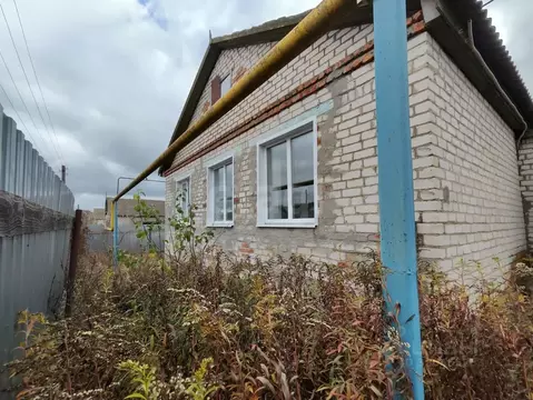 Дом в Саратовская область, Балашовский район, Пинеровское ...