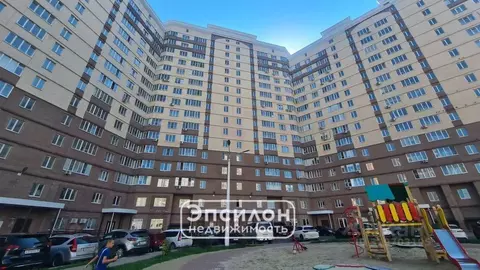 3-к кв. Курская область, Курск просп. Анатолия Дериглазова, 15 (107.8 ...