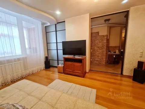 3-к кв. Ханты-Мансийский АО, Сургут Югорская ул., 32/1 (82.8 м)