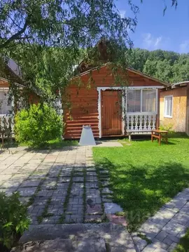 Дом в Алтайский край, Алтайский район, Айский сельсовет, с. Ая ул. ...