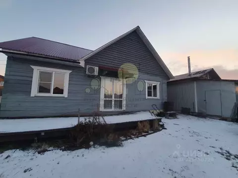 Дом в Иркутская область, Иркутский муниципальный округ, д. Грановщина ...