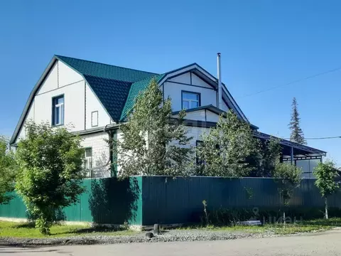 Дом в Алтайский край, Бийск городской округ, пос. Нагорный ул. Василия ...