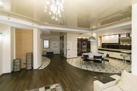 3-к кв. Тюменская область, Тюмень ул. 8 Марта, 2 (170.0 м)