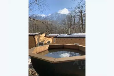 Дом в Краснодарский край, Сочи Красная Поляна пгт, ул. Защитников ...