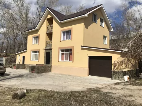 Коттедж в Самарская область, Красноярский район, Волжский рп ул. ...