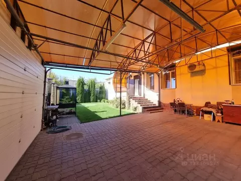 Дом в Волгоградская область, Волгоград Продольная ул., 84 (324 м)