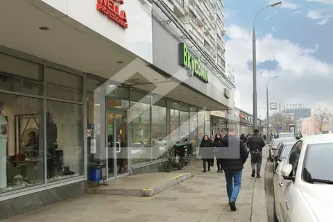 Торговая площадь в Москва ул. Большая Полянка, 30 (346 м)