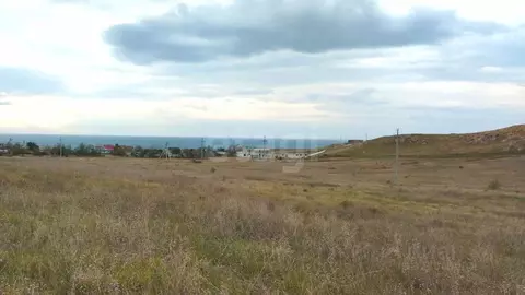 Участок в Крым, Ленинский район, Мысовское с/пос, с. Семеновка ул. ...