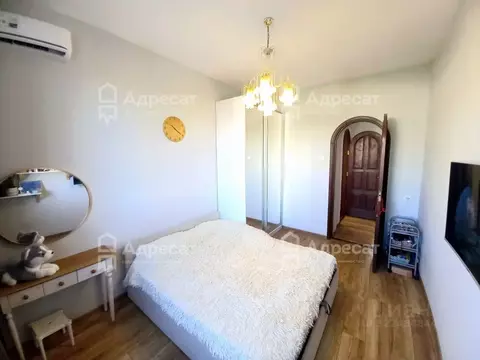 3-к кв. Волгоградская область, Волгоград Коммунистическая ул., 10 ...