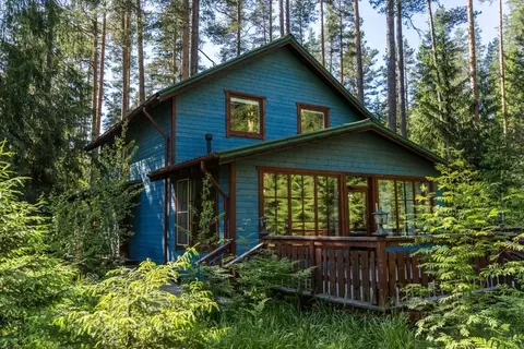 Дом в Ленинградская область, Приозерский район, Раздольевское с/пос, ...