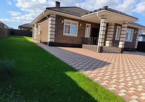 Дом в Калужская область, Калуга ул. Космонавта Леонова (160 м)