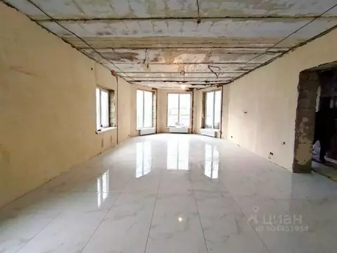 Дом в Волгоградская область, Волгоград ул. Джамбула Джабаева, 2/181 ...