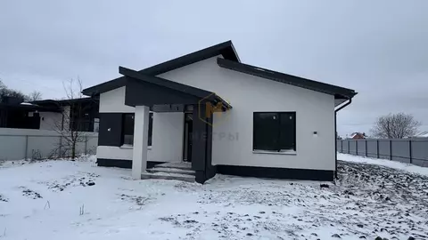 Дом в Белгородская область, Белгородский район, Тавровское с/пос, с. ...