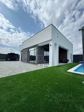 Дом в Адыгея, Майкопский район, Абадзехская ст-ца  (100 м)