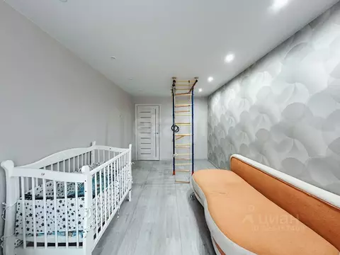 4-к кв. Хабаровский край, Комсомольск-на-Амуре ул. Сидоренко, 1 (101.0 ...