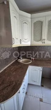 2-к кв. Тюменская область, Тюмень ул. Западносибирская, 22к1 (51.0 м)