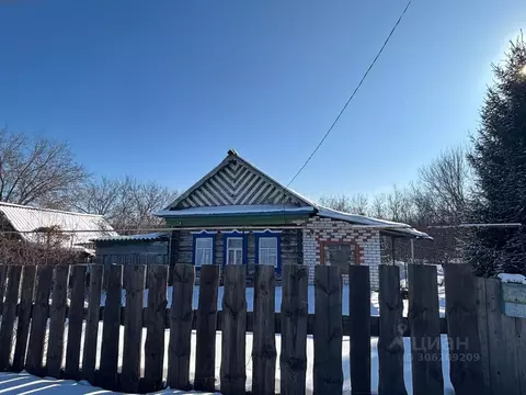 Дом в Татарстан, Камско-Устьинский район, Кирельское с/пос, с. ...